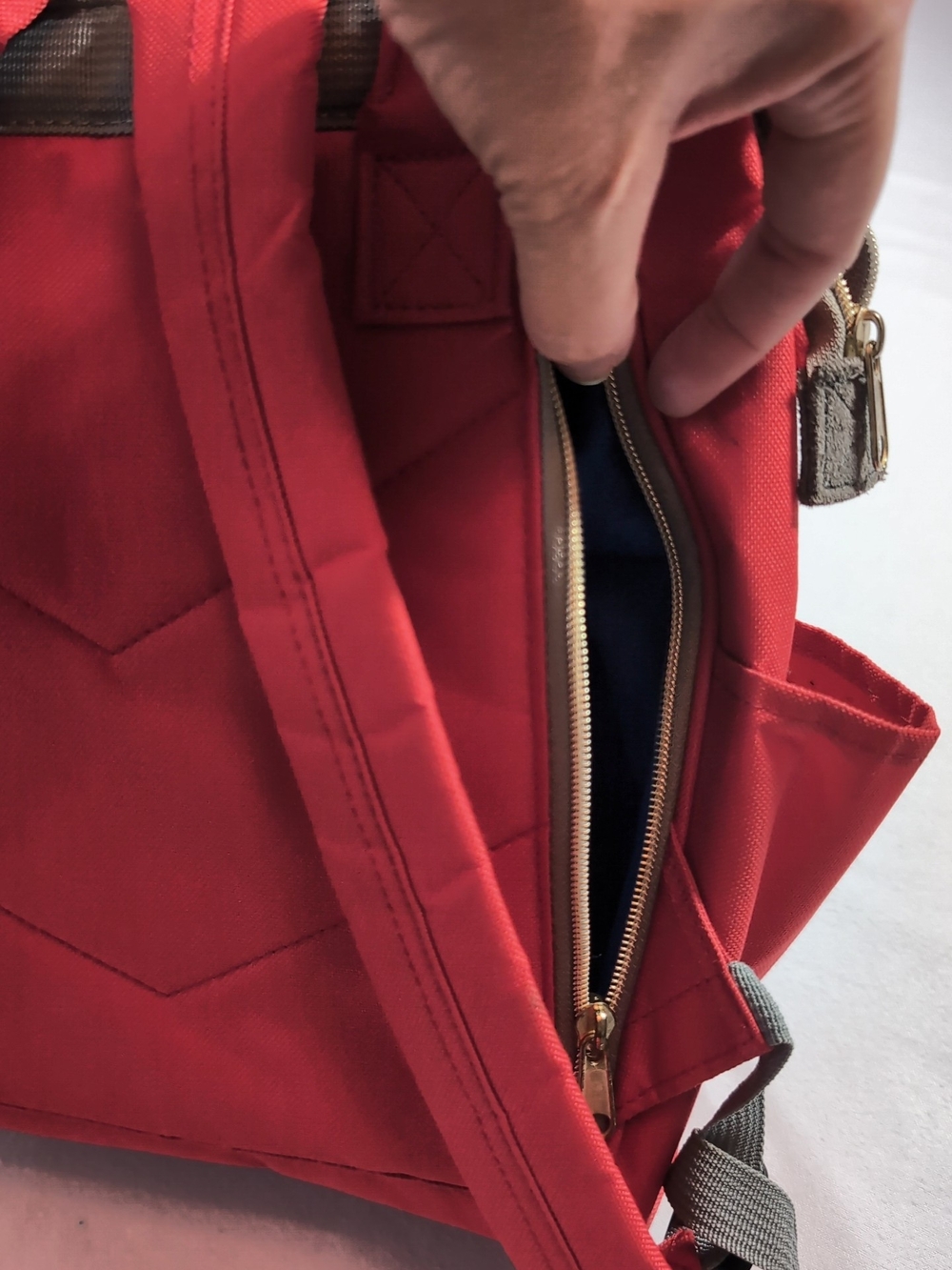 Red Mini Cooler Backpack - Picture 6 of 9
